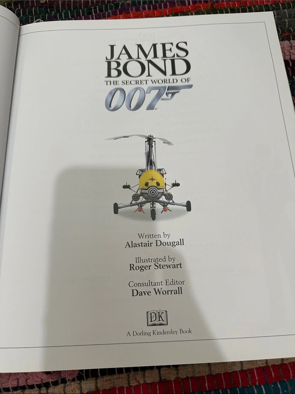James Bond Secret World of 007 DK 2000 First American Edition Hardcover